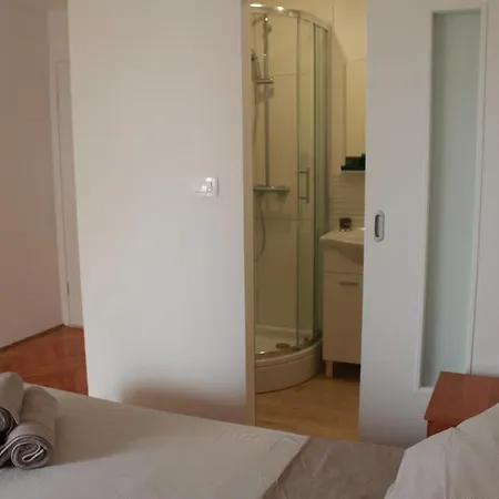 Sobe Dejan Guest house